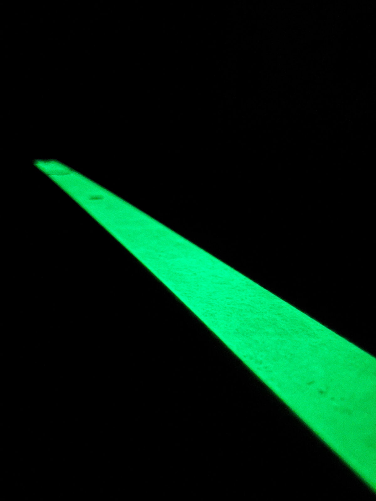 Efterlysande markering GL-445 – Glow in the dark – Aluminium 50mm