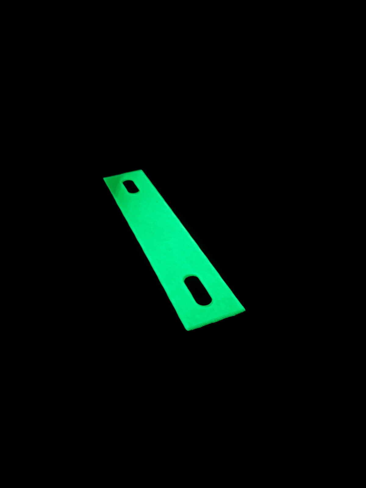 Efterlysande markering GL-445 – Glow in the dark – Aluminium 50mm
